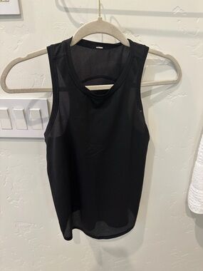 Women’s High-Neck Running and Training Tank Top Black Mesh Athletic Tank Top